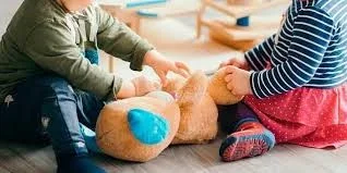 Goccia S. Antimo: ringraziamenti per iniziativa dona un giocattolo per un sorriso
